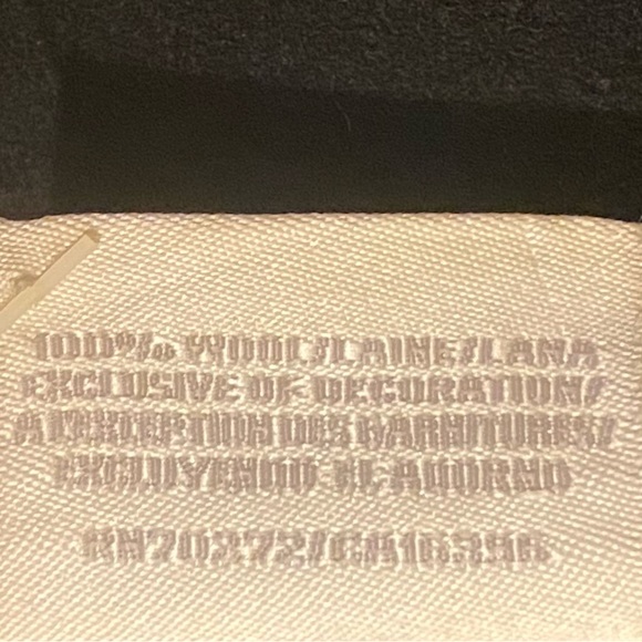 Liz Claiborne Wool Hat - Picture 7 of 7